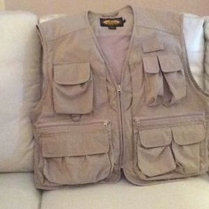 Men’s Outdoor Vest (Fishing or Hiking)